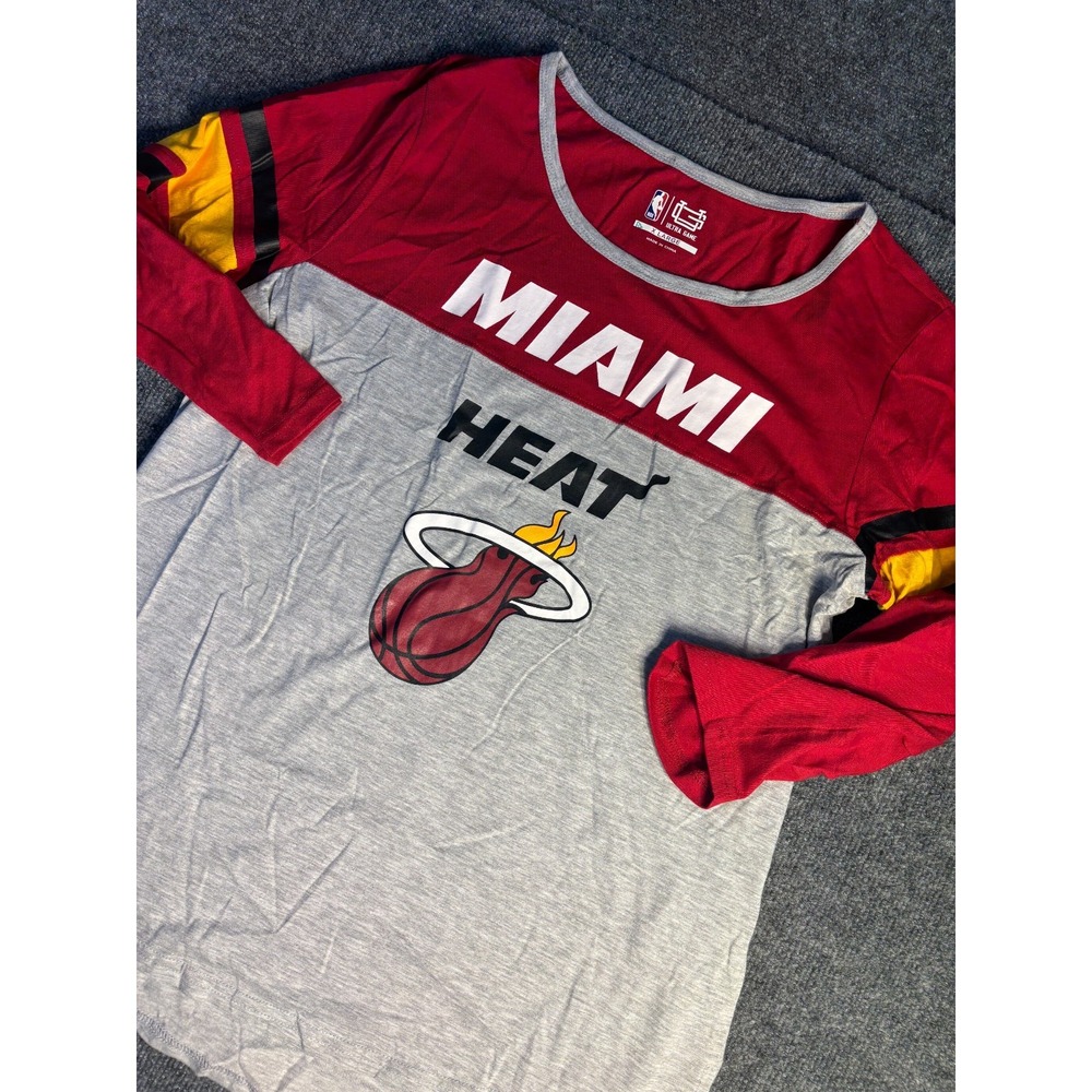 NBA Miami Heat Ultra Game T Shirt Basketball Sports Mens XL Gray Red 3/4 Sleeve